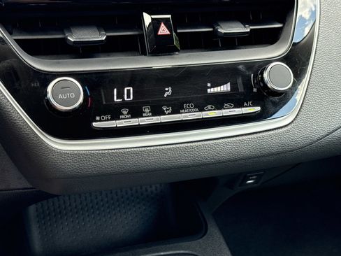 Used 2024 Toyota Corolla LE FWD image 24