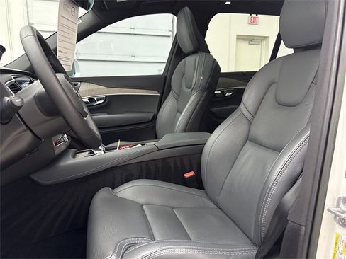 Certified 2023 Volvo XC90 B6 Ultimate w/ Protection Package Premier image 14