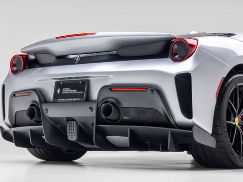 Certified 2020 Ferrari 488 Pista Coupe RWD image 20