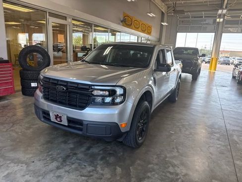 Used 2023 Ford Maverick Lariat w/ Lariat Luxury Package AWD/4WD image 1