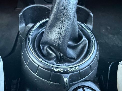 Used 2016 MINI Cooper S FWD image 25