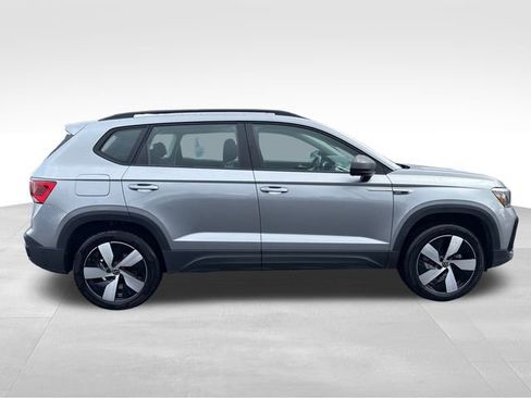 Used 2024 Volkswagen Taos S image 18