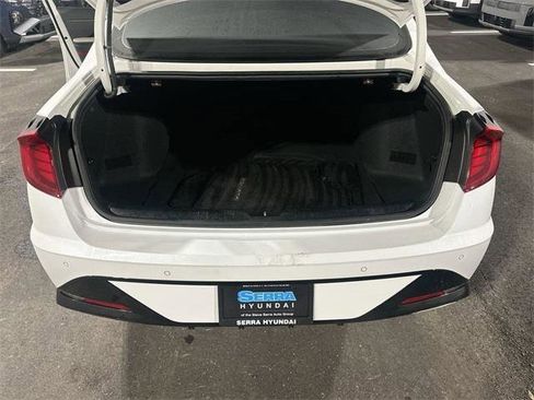Used 2022 Hyundai Sonata Limited w/ Preferred Accessory Package image 31