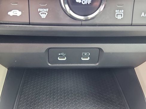 Certified 2025 Honda Accord LX image 16