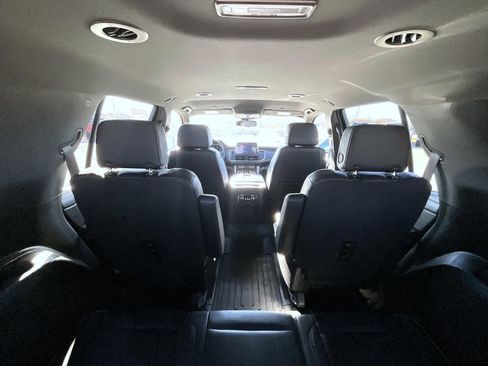Used 2023 GMC Yukon SLT image 26
