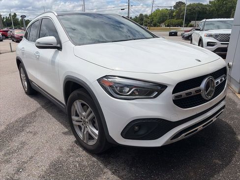 Used 2021 Mercedes-Benz GLA 250 image 1