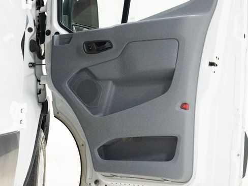 Used 2015 Ford Transit 350 XLT image 18