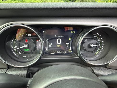 Used 2023 Jeep Wrangler Unlimited w/ Sun & Screen Package AWD/4WD image 20