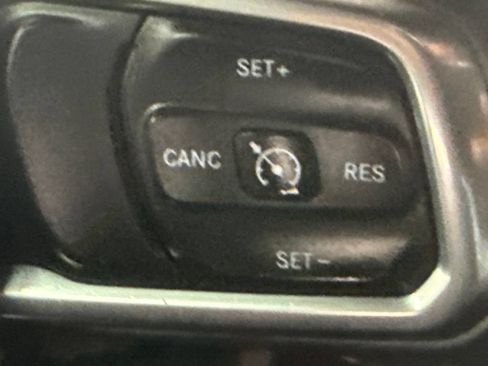 Used 2019 Jeep Wrangler Unlimited Rubicon AWD/4WD image 19