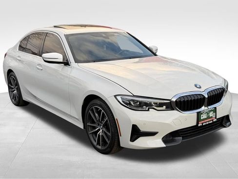 Used 2019 BMW 330i xDrive Sedan w/ Premium Package image 3