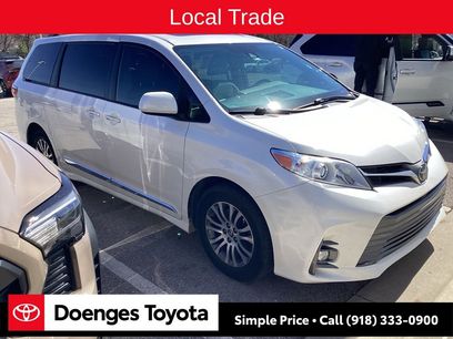 Used 2019 Toyota Sienna XLE w/ XLE Navigation Package