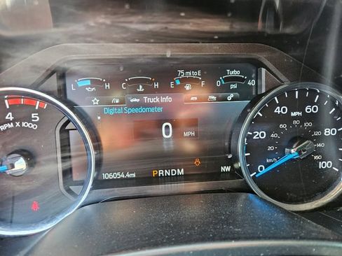 Used 2021 Ford F350 Lariat w/ Lariat Ultimate Package AWD/4WD image 11
