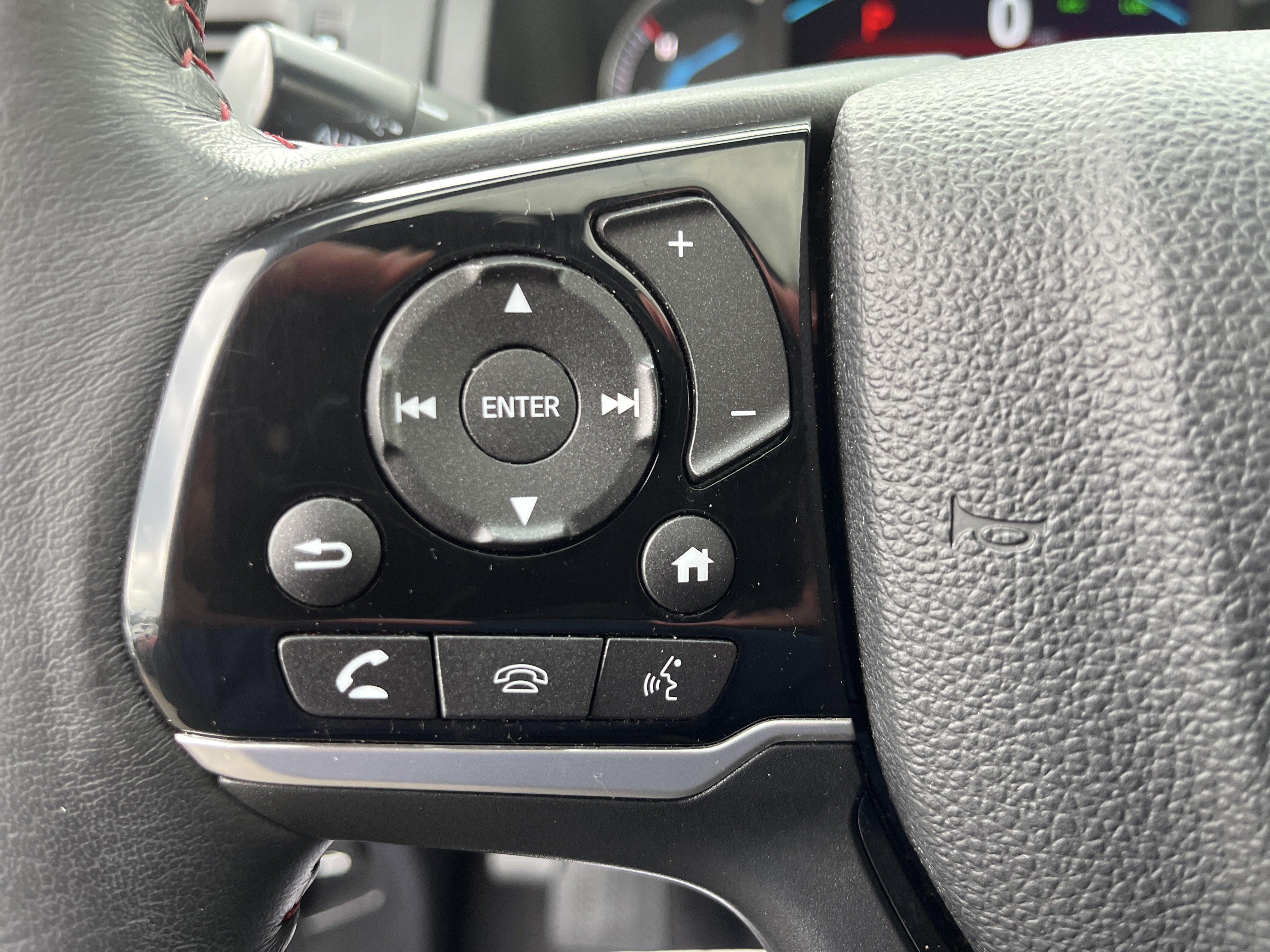 Used 2020 Honda Pilot Black Edition image 25