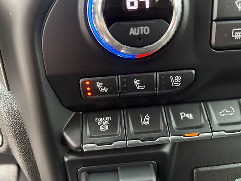 Certified 2021 GMC Sierra 2500 Denali w/ Denali Ultimate Package image 47