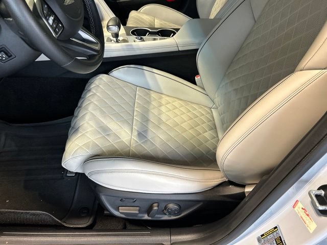Used 2023 Genesis G70 3.3T w/ Sport Prestige Package AWD/4WD image 16