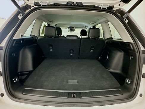 Used 2023 Jeep Grand Cherokee Limited w/ Black Appearance Package image 30