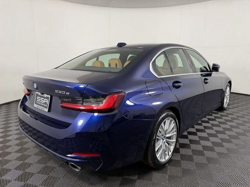 Used 2023 BMW 330e xDrive w/ Premium Package AWD/4WD image 4