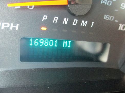 Used 2016 Chevrolet Express 2500 Work Van image 17