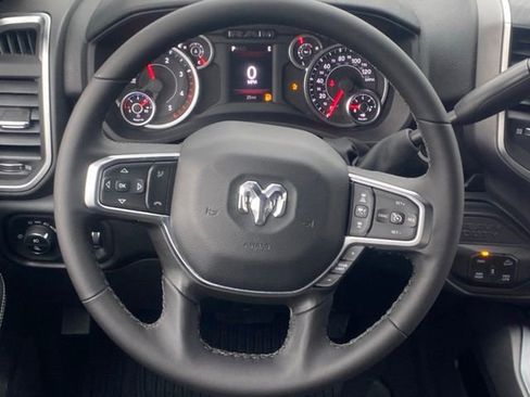 New 2026 RAM 2500 Big Horn AWD/4WD image 37