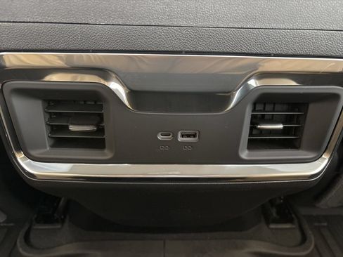 New 2026 GMC Sierra 1500 Elevation w/ Elevation Premium Package AWD/4WD image 17