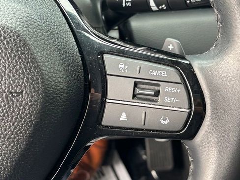 Used 2023 Honda Pilot Touring image 14