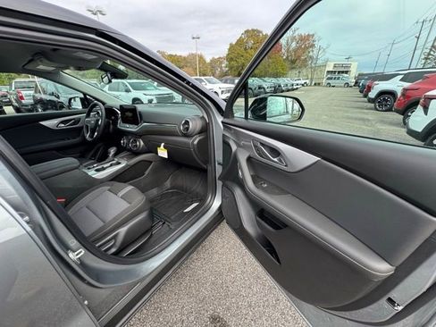 New 2026 Chevrolet Blazer LT w/ Convenience Package FWD image 14