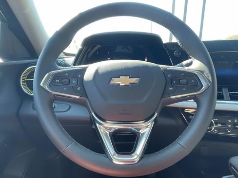 New 2026 Chevrolet Trax LT w/ Driver Confidence Package image 25