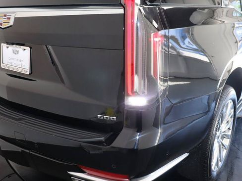 Certified 2024 Cadillac Escalade Premium Luxury w/ Performance Package AWD/4WD image 16