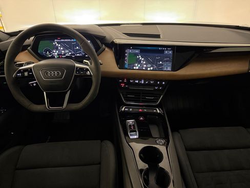 Certified 2023 Audi e-tron GT Premium Plus AWD/4WD image 28