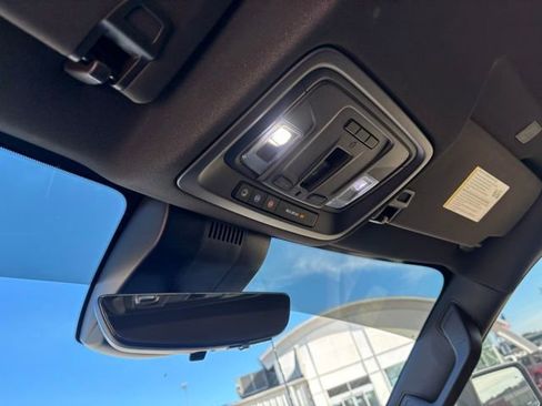 Used 2024 Chevrolet Silverado 2500 LTZ w/ LTZ Convenience Package image 23