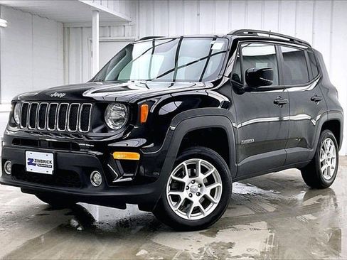 Used 2020 Jeep Renegade Latitude image 2