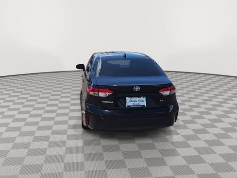 Used 2023 Toyota Corolla LE FWD image 7