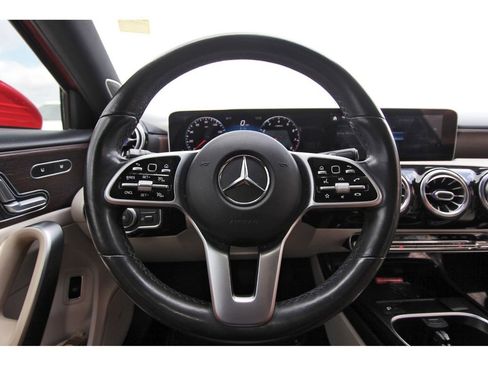 Used 2019 Mercedes-Benz A 220 4MATIC image 7