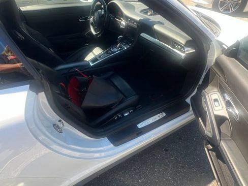 Used 2015 Porsche 911 Carrera 4S AWD/4WD image 12