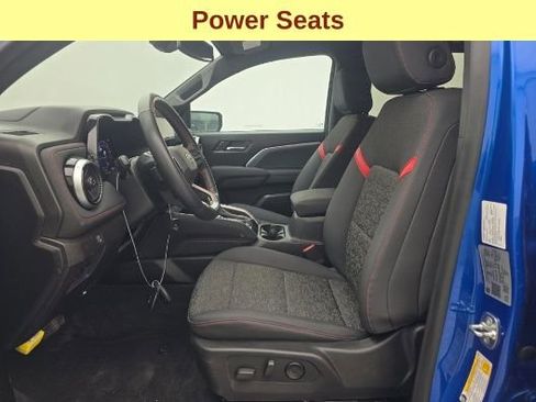 Used 2024 Chevrolet Colorado Z71 w/ Z71 Convenience Package 2 AWD/4WD image 8