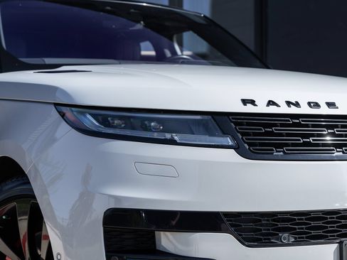 Used 2023 Land Rover Range Rover Sport SE Dynamic AWD/4WD image 16