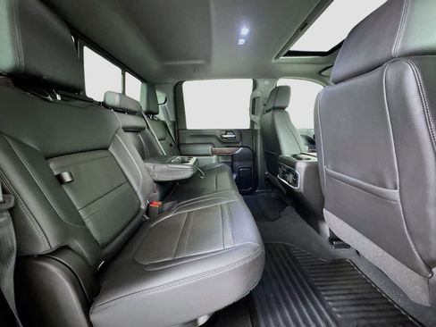 Used 2022 GMC Sierra 3500 Denali w/ Denali Ultimate Package image 26