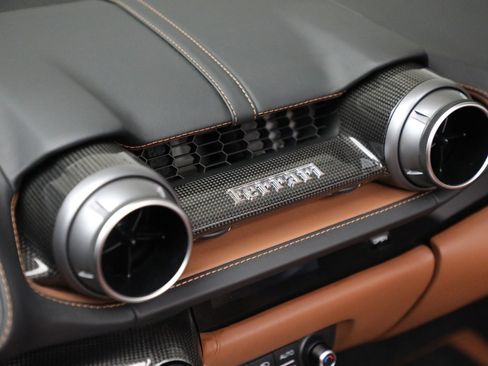 Certified 2022 Ferrari 812 GTS image 23