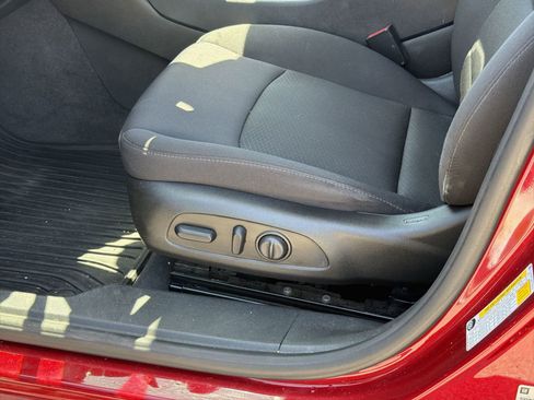 Used 2021 Chevrolet Malibu RS FWD image 17