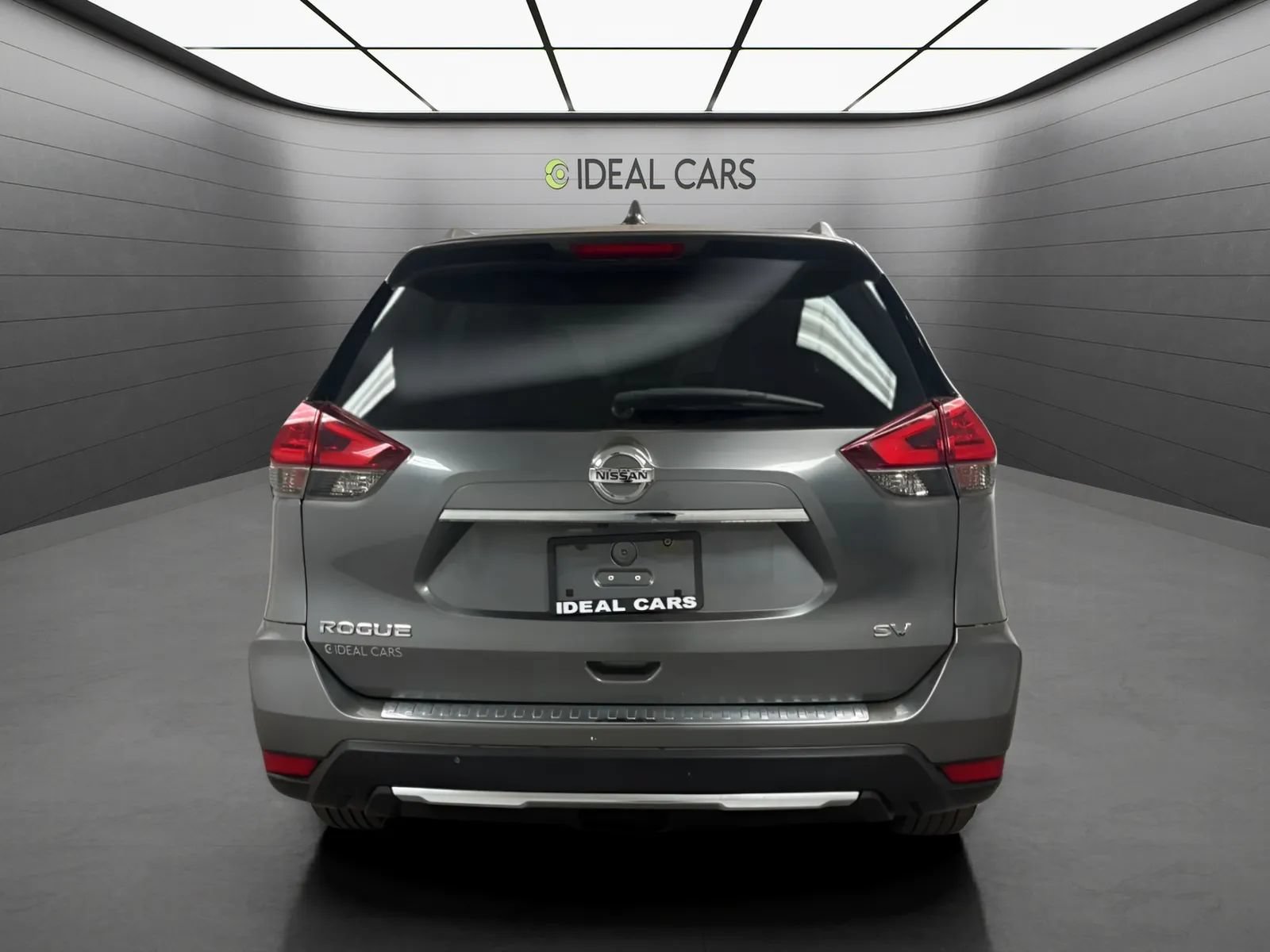 Used 2017 Nissan Rogue SV FWD image 6