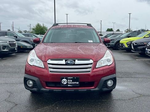 Used 2014 Subaru Outback 2.5i Premium w/ Accessory Value Package (OYZ) AWD/4WD image 4