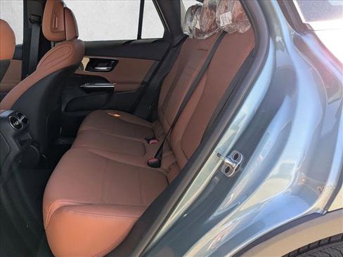 Used 2026 Mercedes-Benz GLC 300 image 15