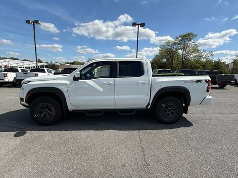 New 2026 Nissan Frontier PRO-4X w/ Pro-4x Convenience Package image 8