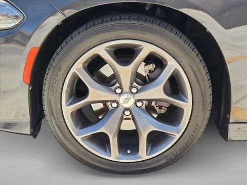 Used 2019 Dodge Charger GT RWD image 22