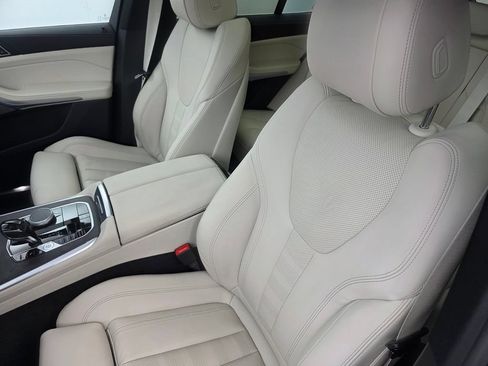 Used 2021 BMW X5 xDrive40i w/ Premium Package AWD/4WD image 11