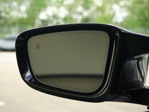 Used 2023 BMW M4 CSL image 27