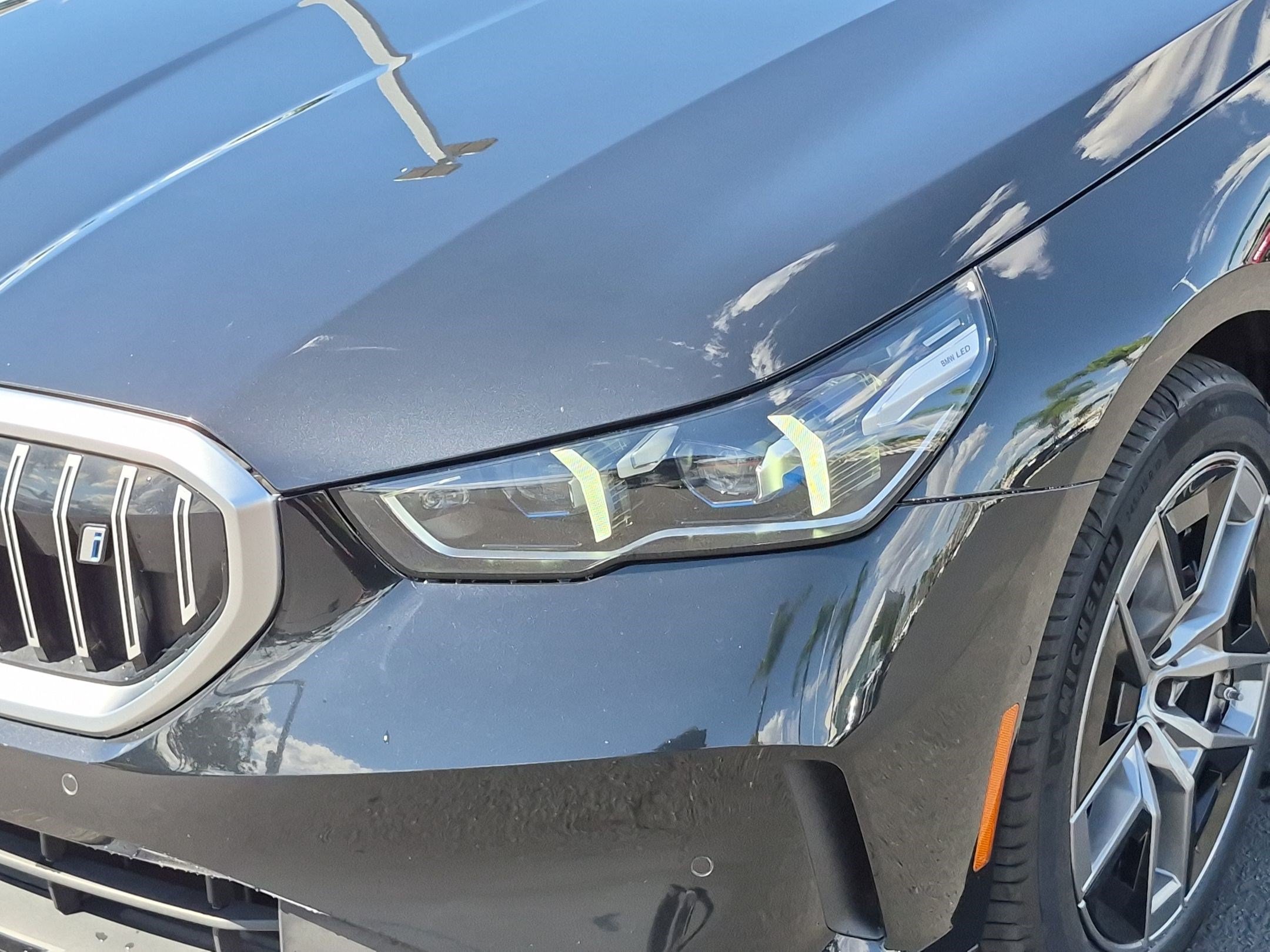 Certified 2024 BMW i5 eDrive40i w/ Premium Package RWD image 6
