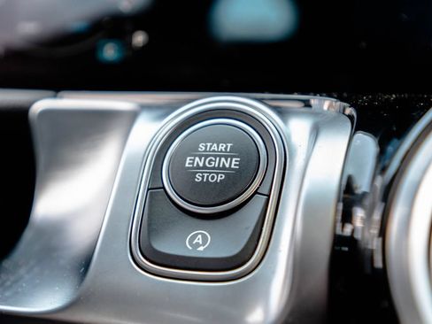 Used 2026 Mercedes-Benz GLB 250 4MATIC image 29