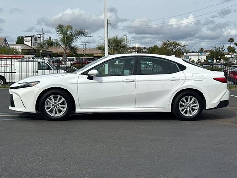 Used 2025 Toyota Camry LE FWD image 2