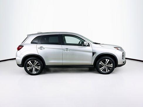 Used 2025 Mitsubishi Outlander Sport SE AWD/4WD image 10